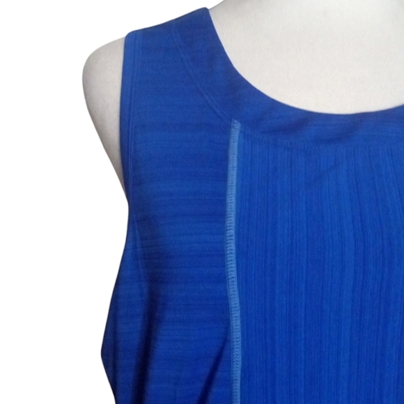 Athleta Royal Blue Reflective Racer back Run On Tank Size XL - Picture 3 of 7